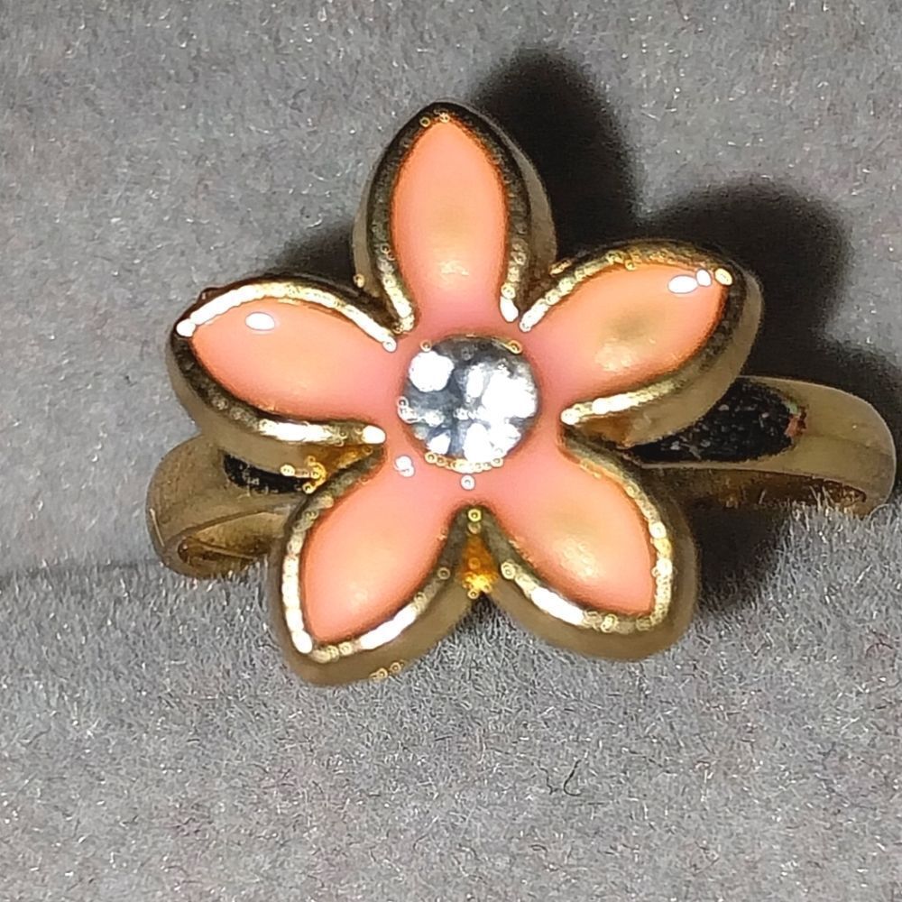 Super cute girls jeweled adjustable ring - Picture 4 of 4